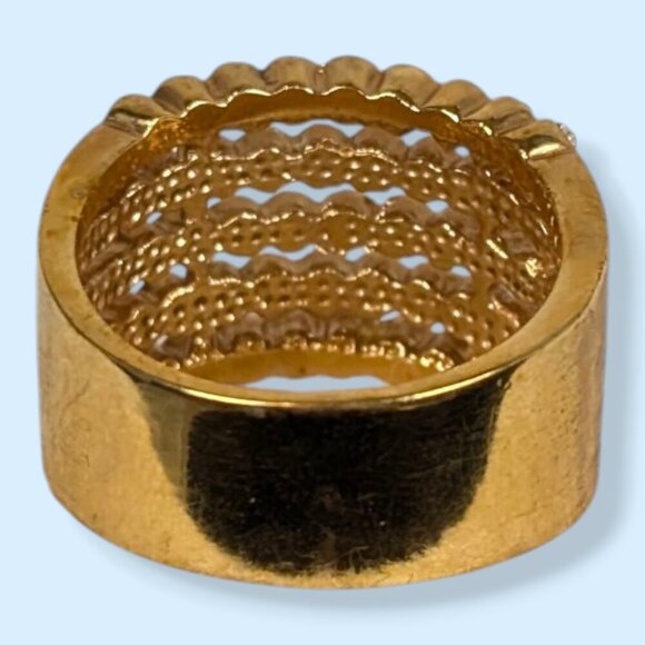 Chunky White Rhinestone Front Ring - Picture 4 of 7